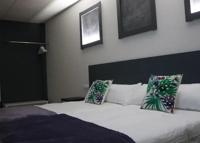 Malecon * O Barco de Valdeorras